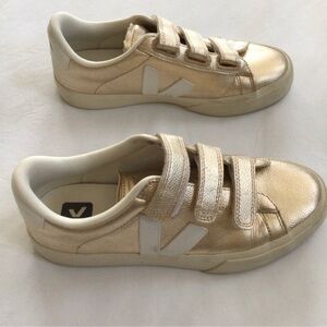 Veja ChromeFree Recife Sneakers Gold Sz 40/8.5